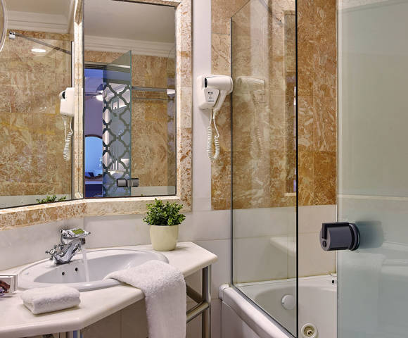 Aldemar Knossos Villas Hersonissos Crete Junior Suite Sharing Pool Bathroom